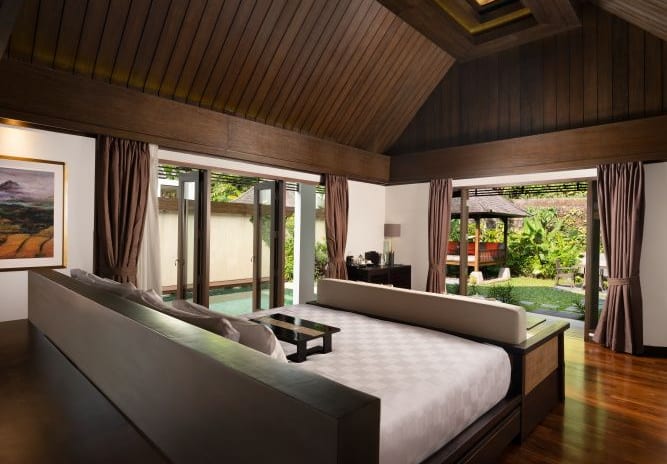 HILLSIDE VILLA BEDROOM